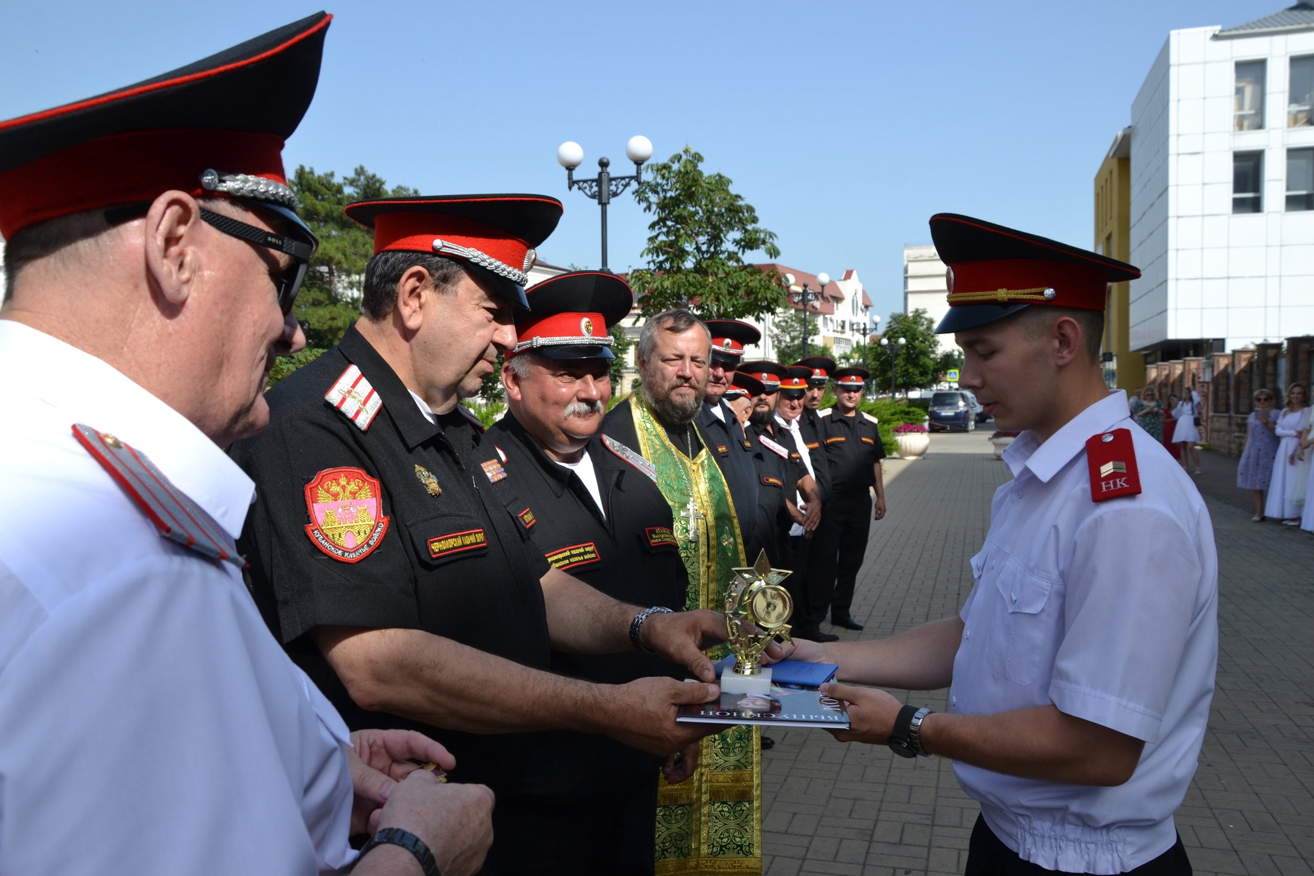 В Новороссийском казачьем кадетском корпусе прошла торжественная церемония  прощания выпускников - Союз казачьей молодежи Кубани!